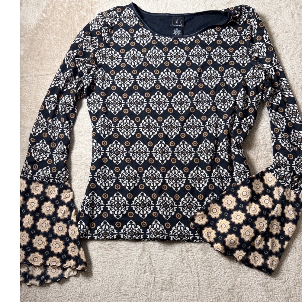 INC International Concepts  Bell Sleeve Top Black Size M Boho y2K Peasant Retro